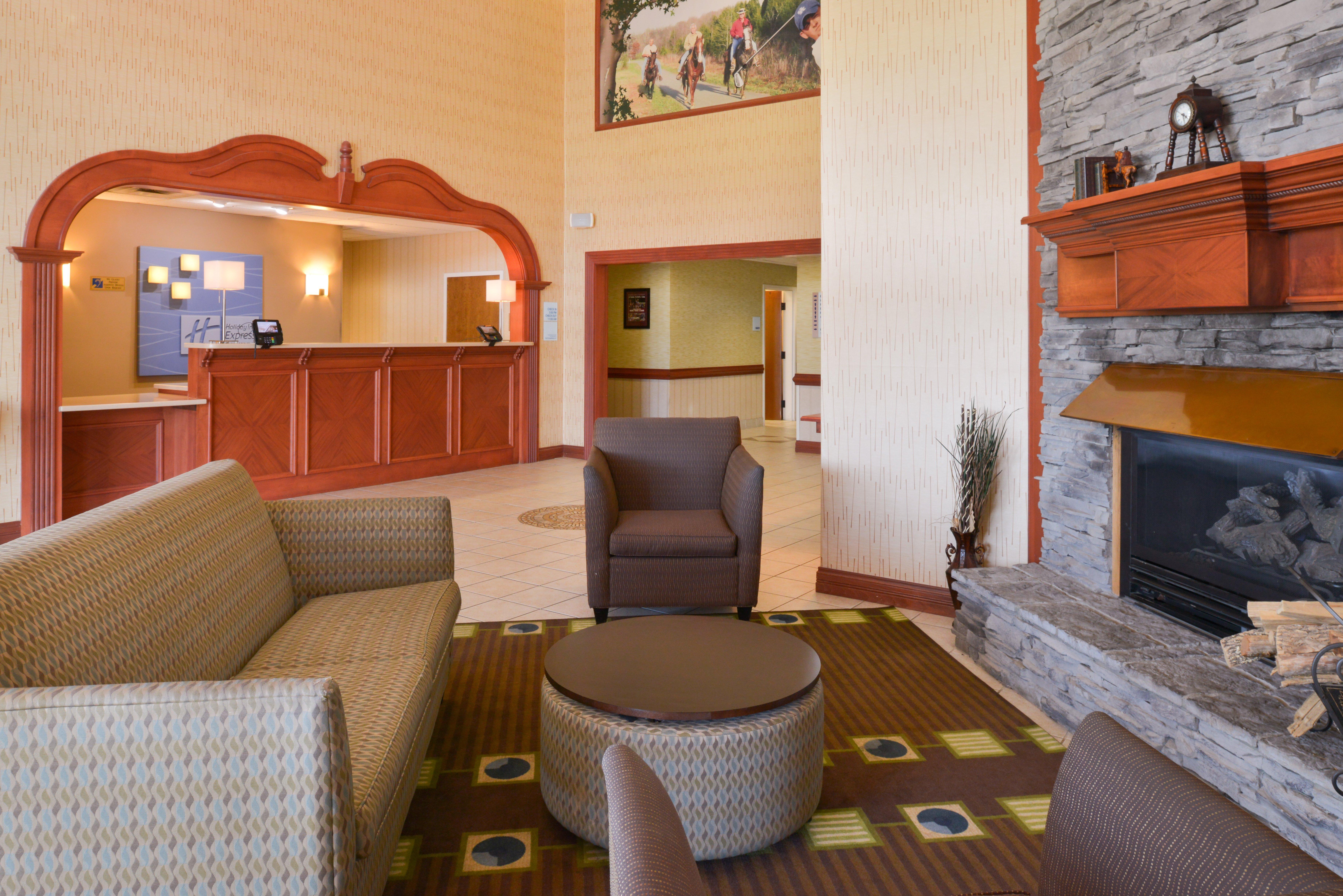 Holiday Inn Express Campbellsville By Ihg Exterior foto